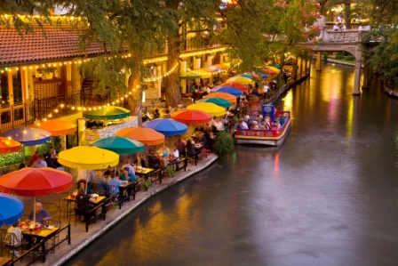 Lost in San Antonio: Best Places to Get Kissed
