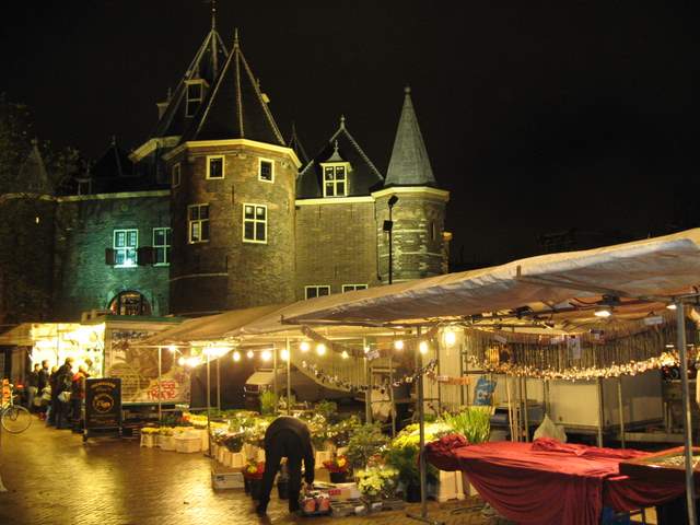 Sex, Drugs, and Outdoor Urinals: 6 Reasons I loved Working in Amsterdam