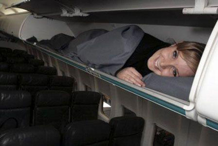 How to Sleep on a Plane: 5 Tips to Avoid Jet Lag
