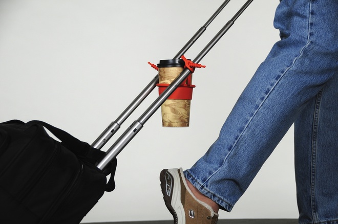 Holiday Wish List: 7 Best Travel Backpacking Gear Gifts