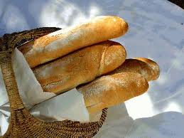 10 Ways to Look and Act Like a Local in France