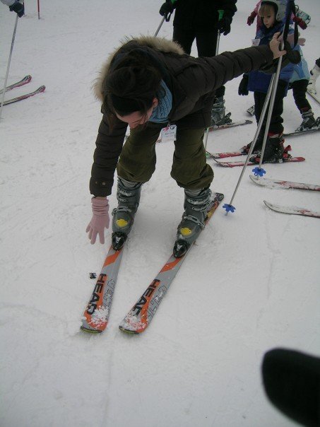 Skiing Safety: 6 Tips for a Safe Vacation on the Slopes
