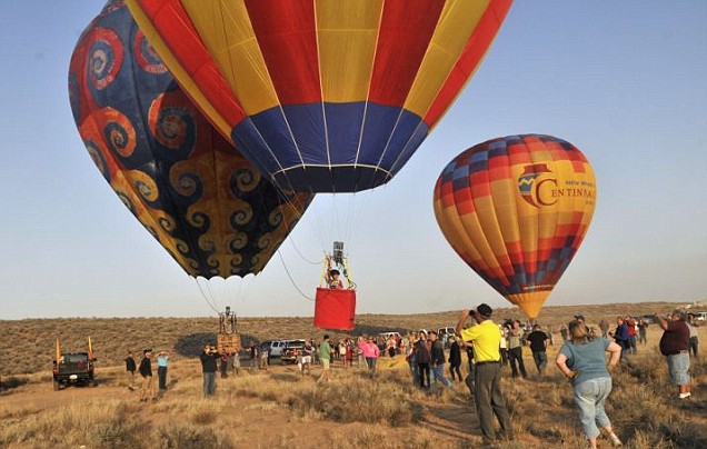 The LG Travel News Roundup: It’s Up, Up and Away for the Youngest Hot Air Balloon Pilot