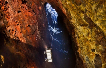 The LG Travel News Roundup: Touring the Inside of a Volcano